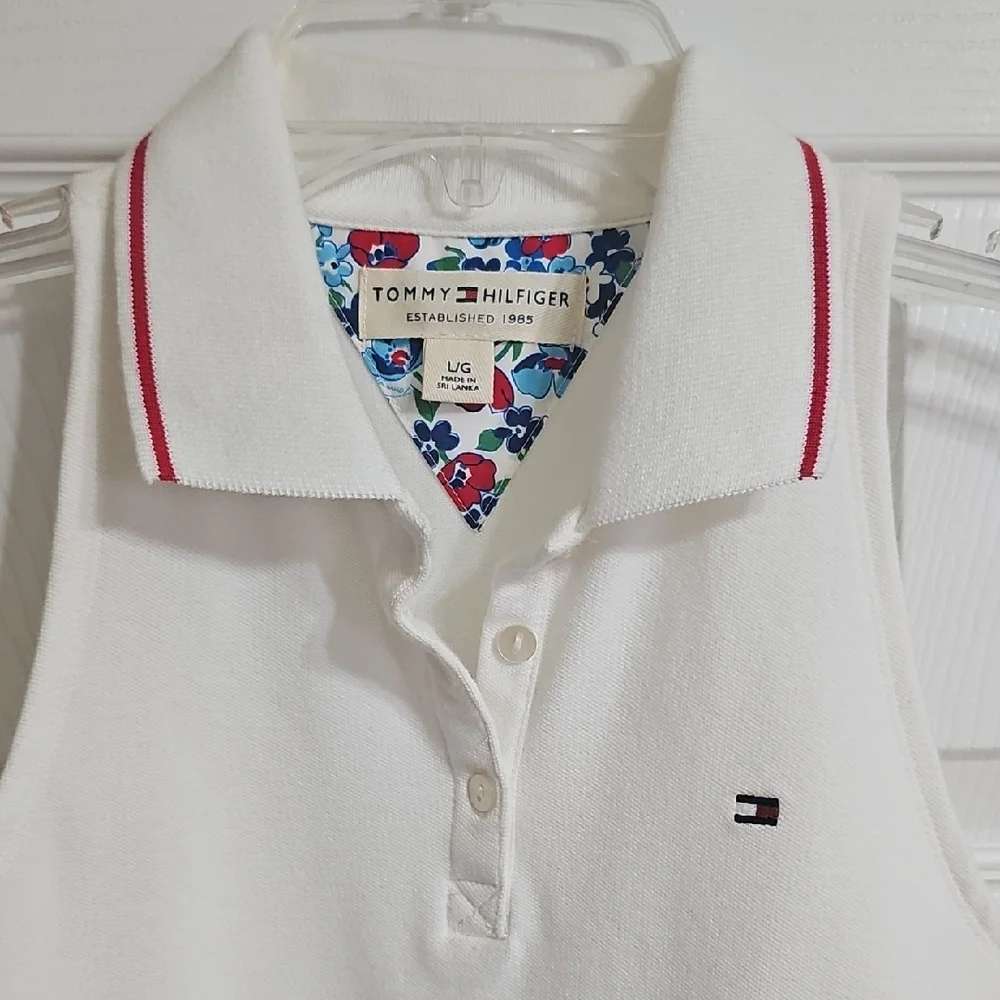 Tommy Hilfiger chic sleeveless